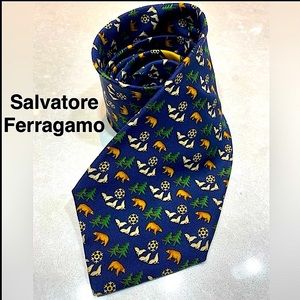 Salvatore Ferragamo 100% silk tie bear sea lion animal printed ⭐️⭐️⭐️⭐️